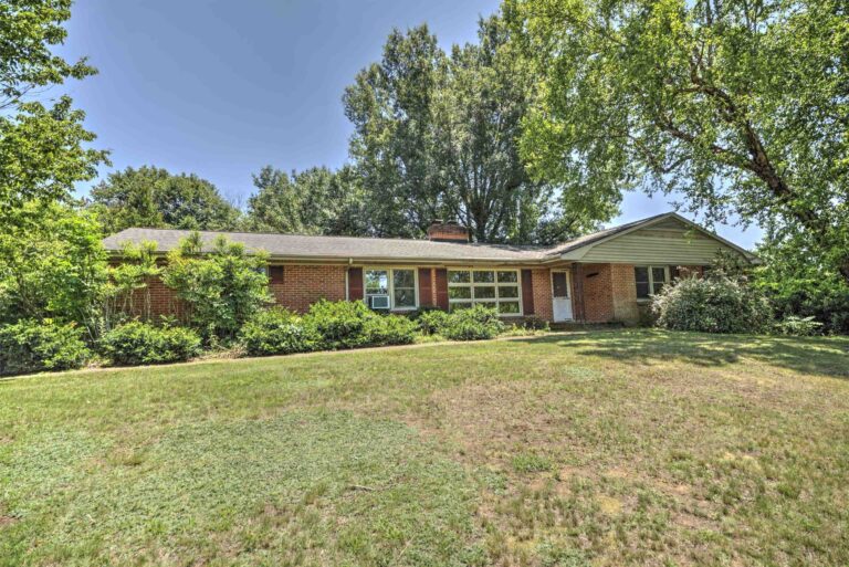 Just Listed! 1667 Laurel Hill Rd, Verona, VA